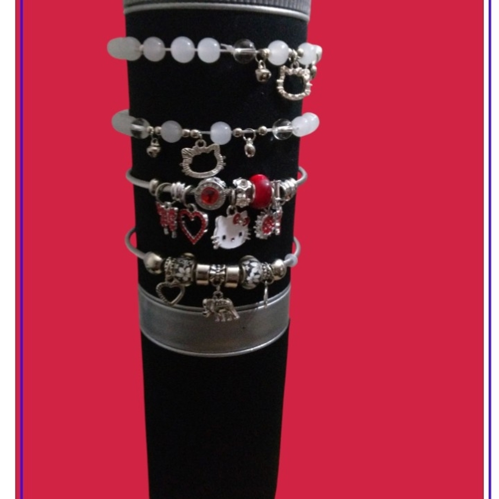 Elegant Black and Silver Jewelry Organizer